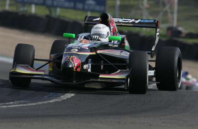 Lesz magyar bajnoka a Formula Renault-nak?