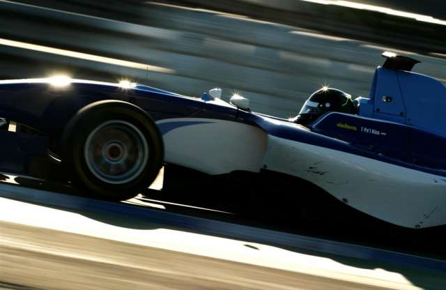 GP3-as vagy Formula–3-as versenyző lesz Tomi?