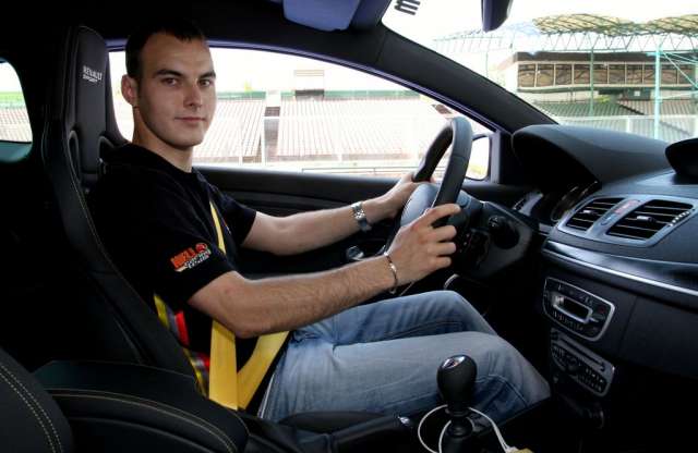 A világhír előtt egyetem: Kiss Pál Tamás vizsgázik