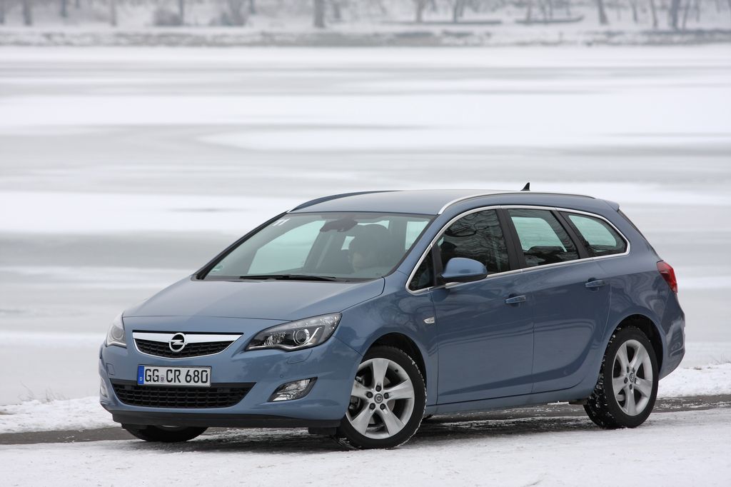 Opel Astra J - Elascticcar.hu