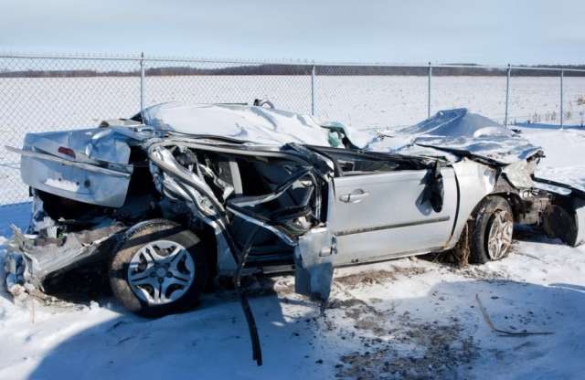 Új autót kapott, mert túlélte a horrorütközést