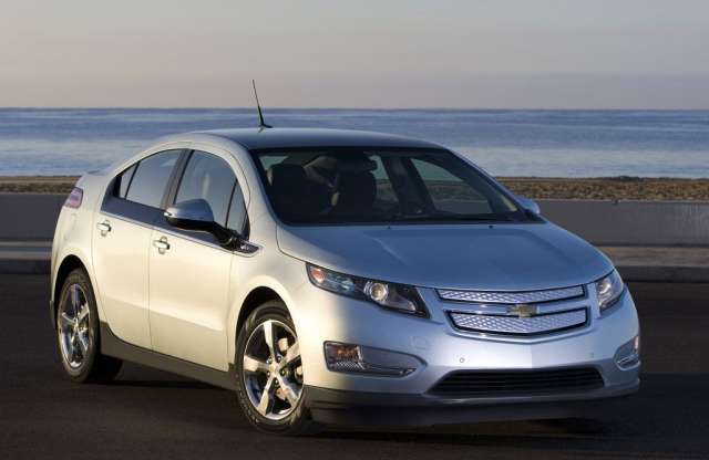 Évente kell tankolni a GM hibridjeit