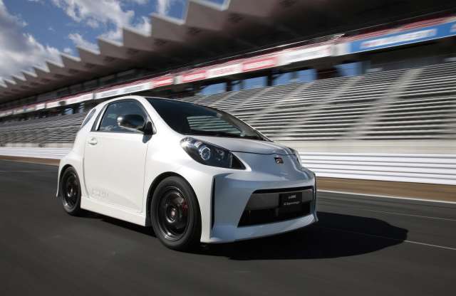 Intelligens tuning Toyota Tokióban