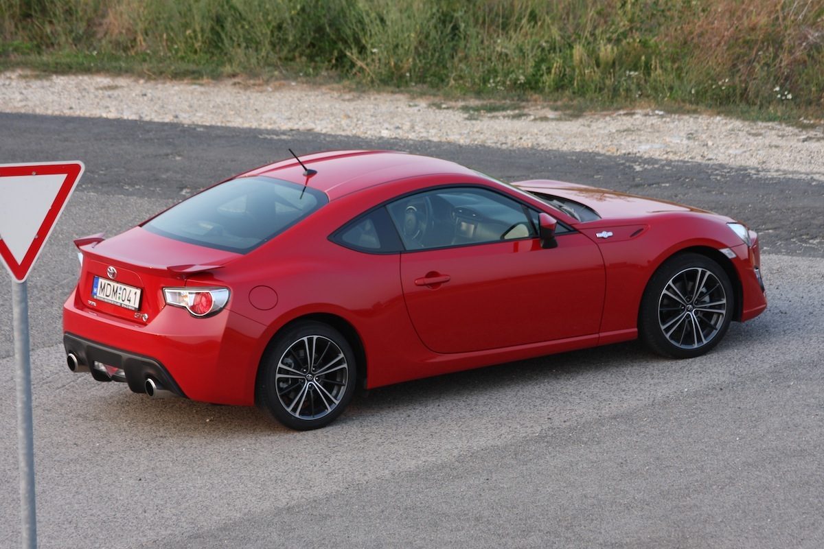 TOYOTA GT86