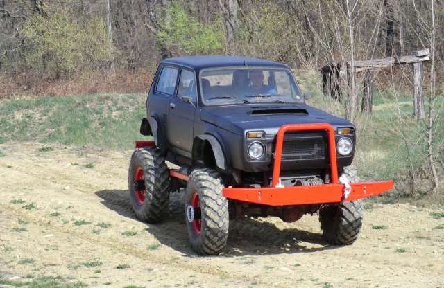 V8-as Ladát vezettünk!