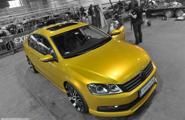 Arannyá változott a Passat! Átépítették a Tuning Show-n