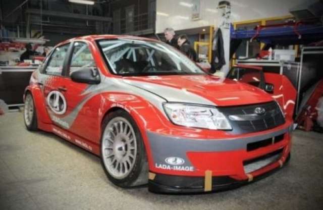 Kész a Lada, tényleg jön Mogyoródra