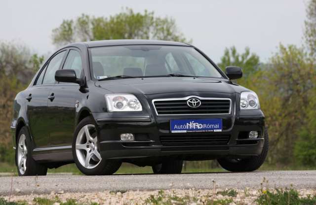 Nem zörög, nem csörög: Toyota Avensis használtteszt
