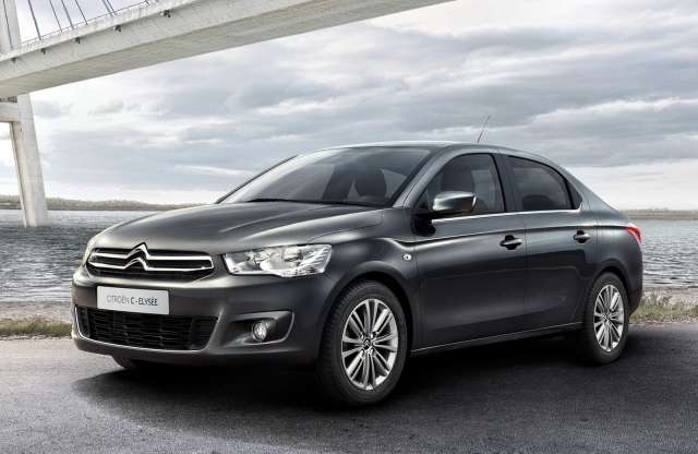 Egy olcsó, egy prémium: új szedánokkal támad a Citroën