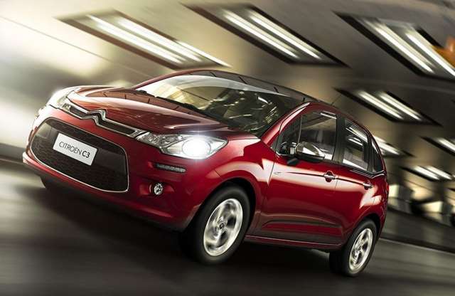 Nagyobb száj és LED fény a Citroën kisautóján