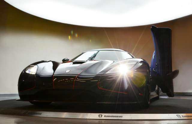 2,35 millió euróért BLT lett a Koenigsegg Agera