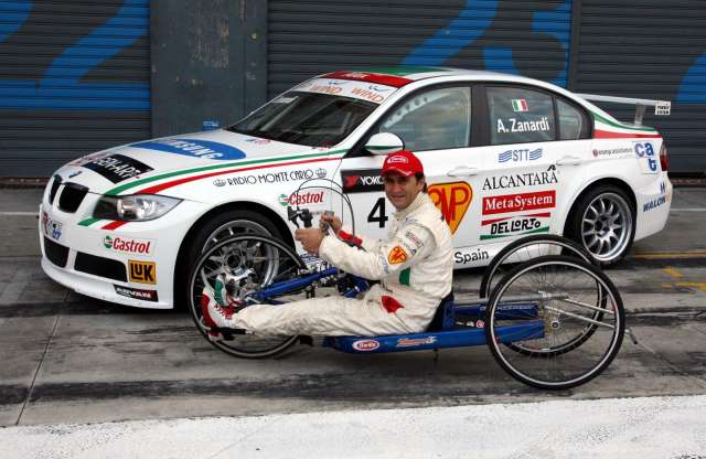 Újra  versenyautóba ülne a paralimpián aranyérmes Zanardi