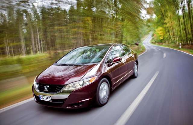 Jöhetnek az üzemanyagcellás autók - már Északon is