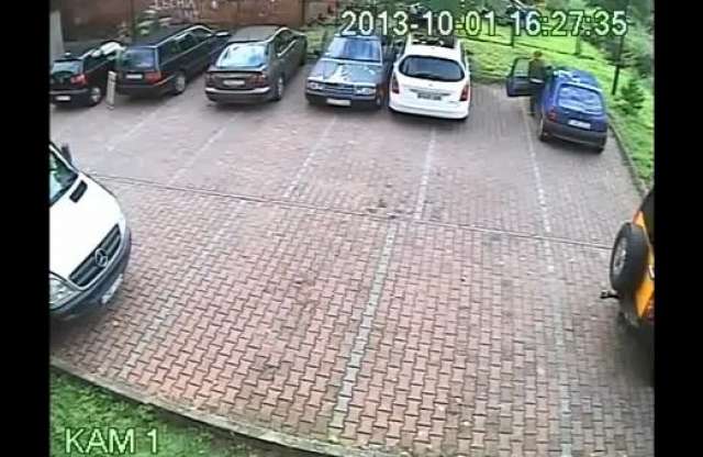 Négy perc szánalom