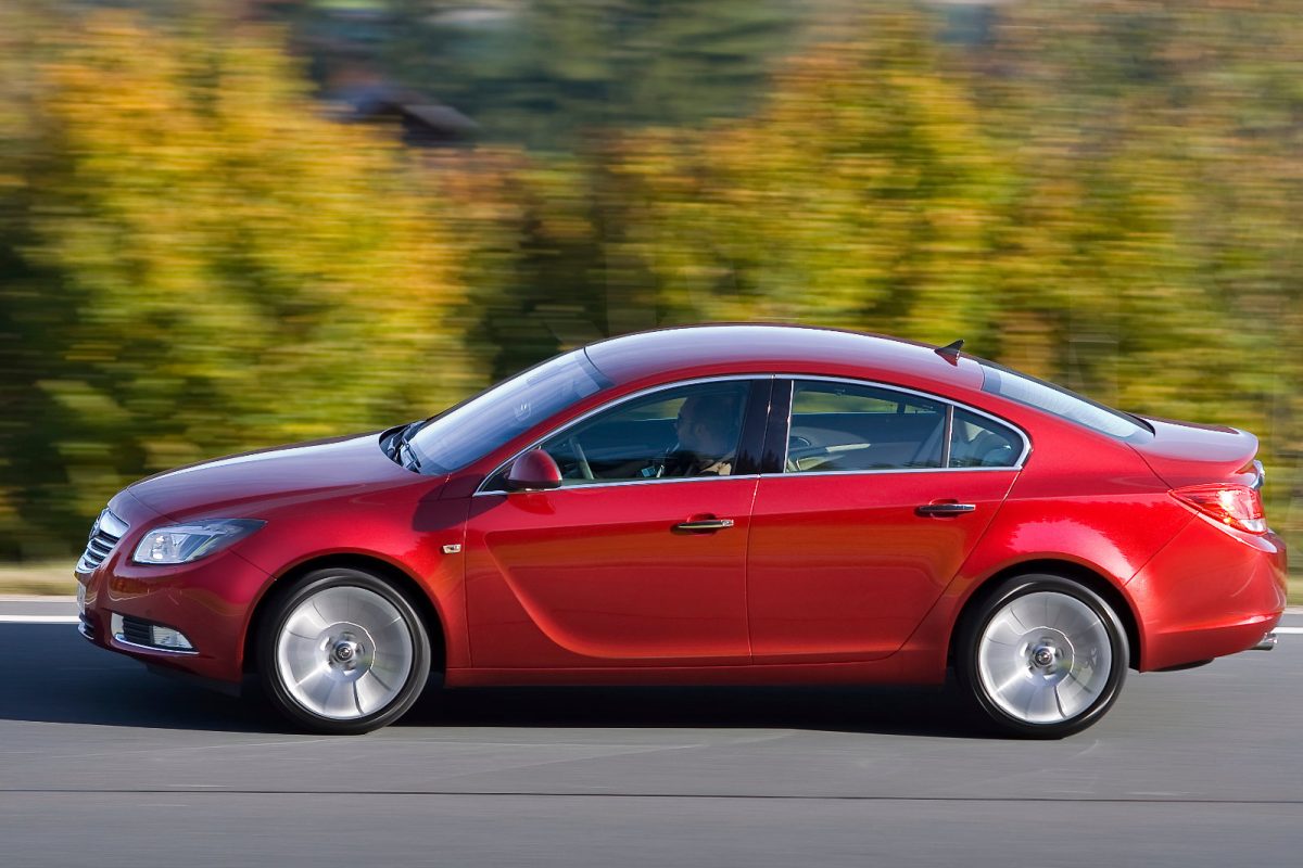 OPEL INSIGNIA