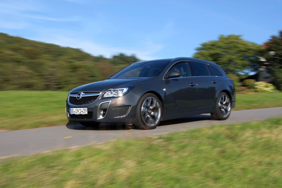 OPEL INSIGNIA