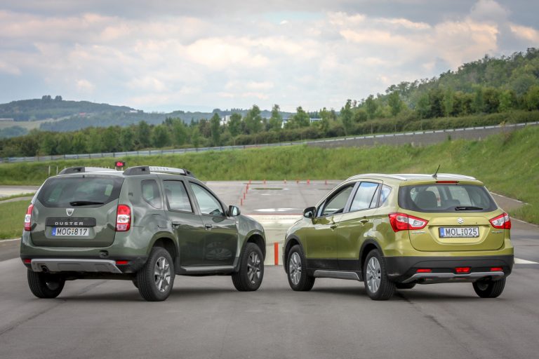 Melyik a jobb? Dacia Duster vs Suzuki SX4 SCross