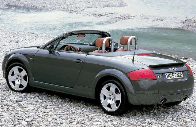 Nyáron nyitva az igazi - kabriók 3 millió forintig