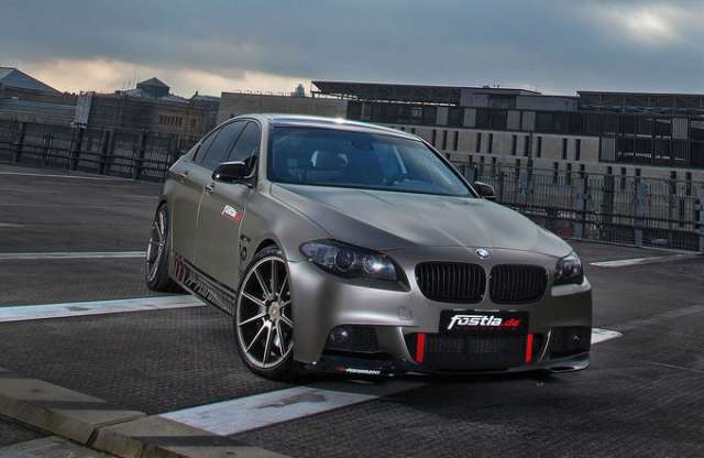 Fostla BMW 550i - erősebb és olcsóbb, mint az M5