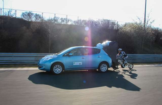 Új körrekord és villanyautó gyorstöltő a Hungaroringen