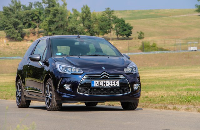 Majdnem kabrió  - Citroën DS3 Cabrio teszt