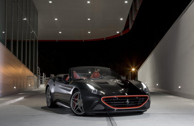 Két egyedi Ferrari California is debütált Frankfurtban