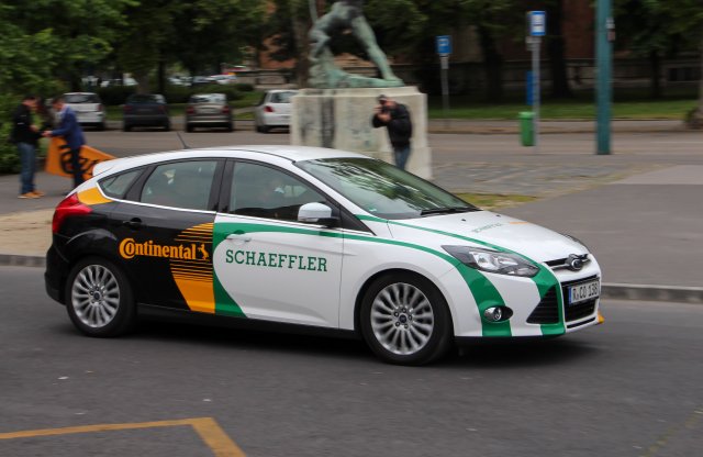 48 Volton ad olcsó, akár utólagos hibridrendszert a Continental