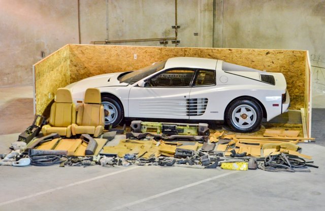 Ferrari kirakós 7 millióért, valódi autóból