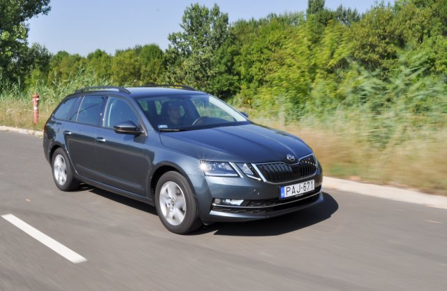 Benne van a nagybőgő? Skoda Octavia Combi teszt