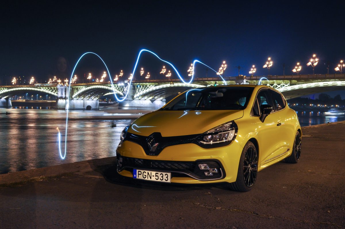 RENAULT CLIO