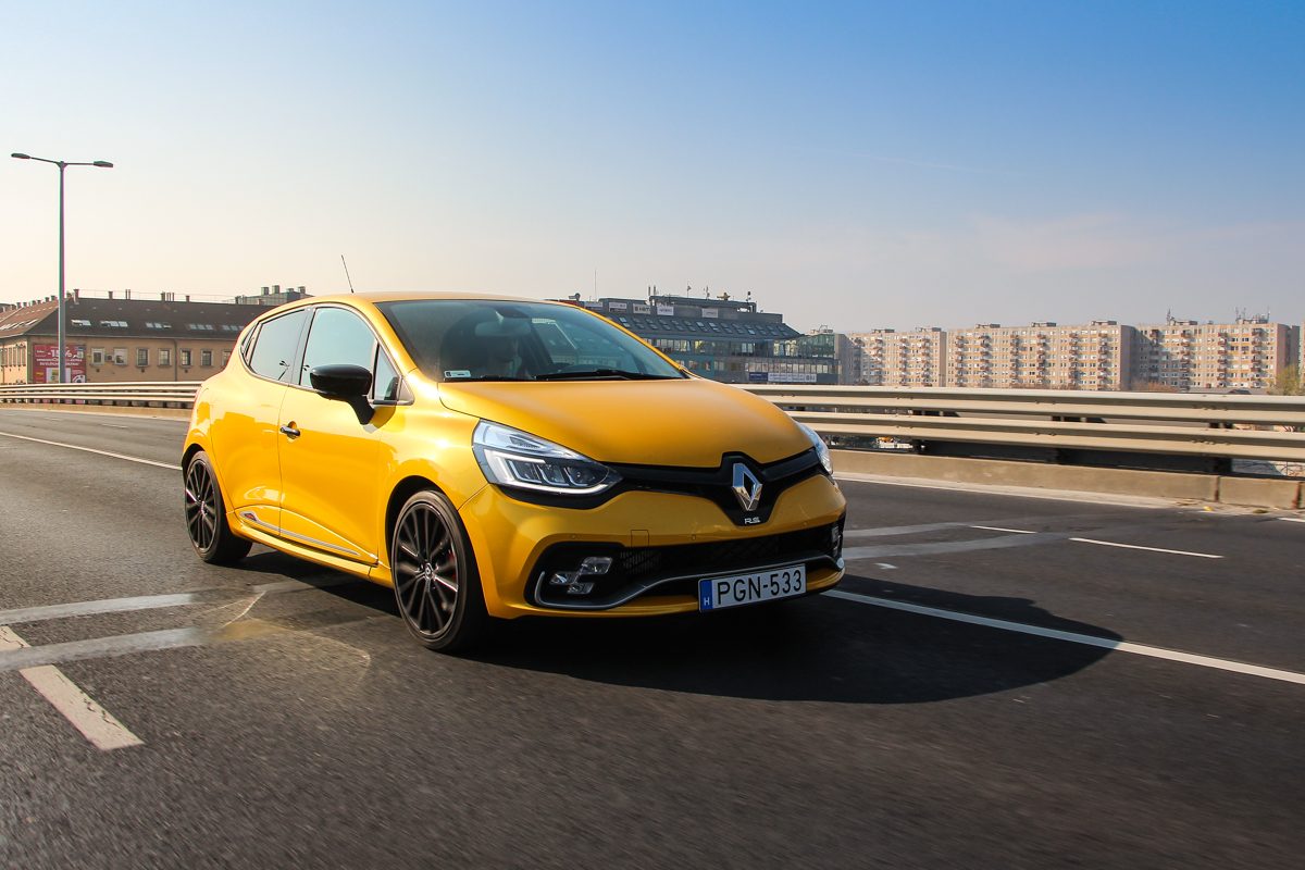 RENAULT CLIO