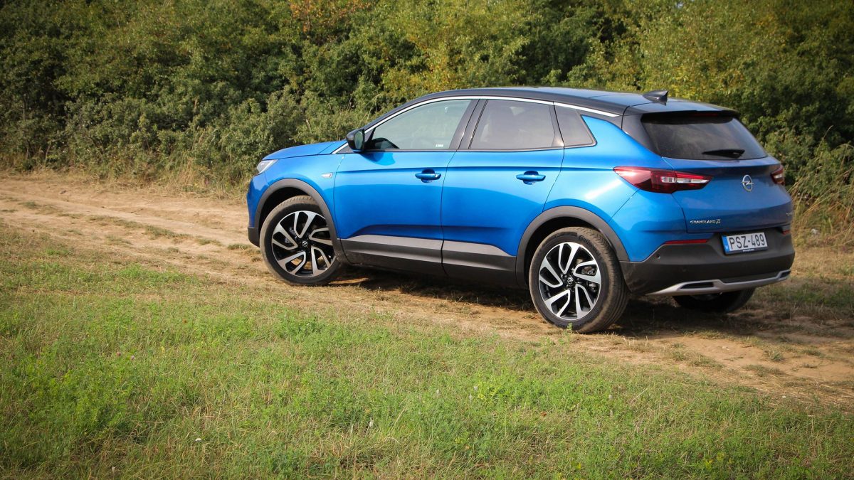 OPEL GRANDLAND X