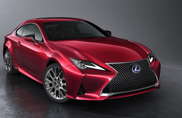 Az történt a Lexus RC-vel, amit mindannyian kívántunk