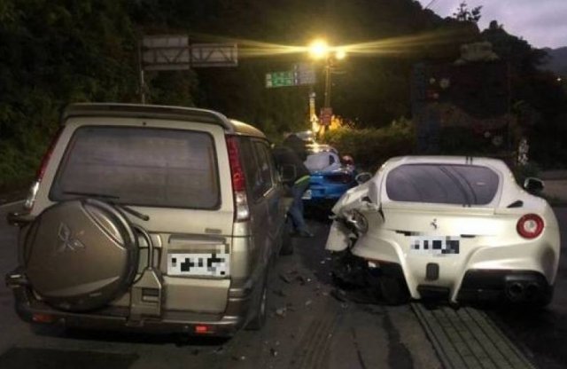 Négy Ferrarit tört össze, és nem ez a leginkább szívszorító