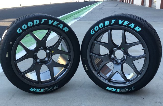 Villany abroncs a Goodyeartől 670 lóerőre méretezve