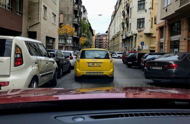 Vajon jó az ingyen parkolás összességében?