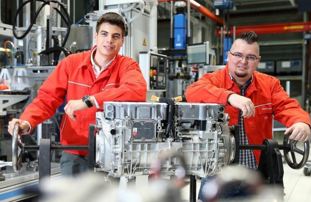 Félmillió munkahely szűnhet meg a villanyautók miatt Európában