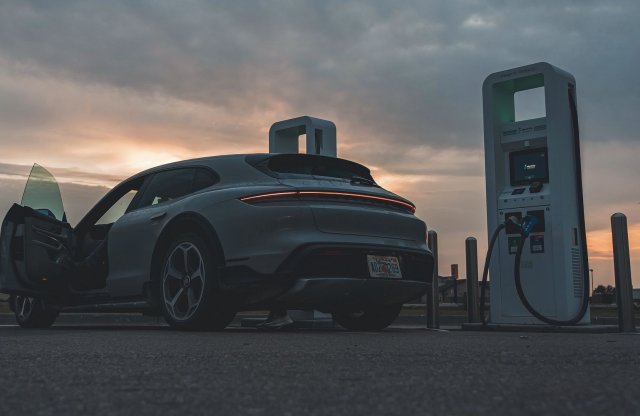 Megfúrhatja Németország és Olaszország a teljes villanyautósítást!