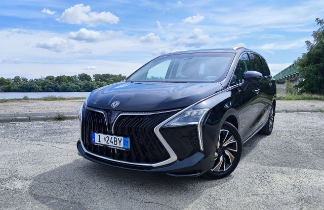 7 üléses kínai egyterű itthon? Mutatjuk!