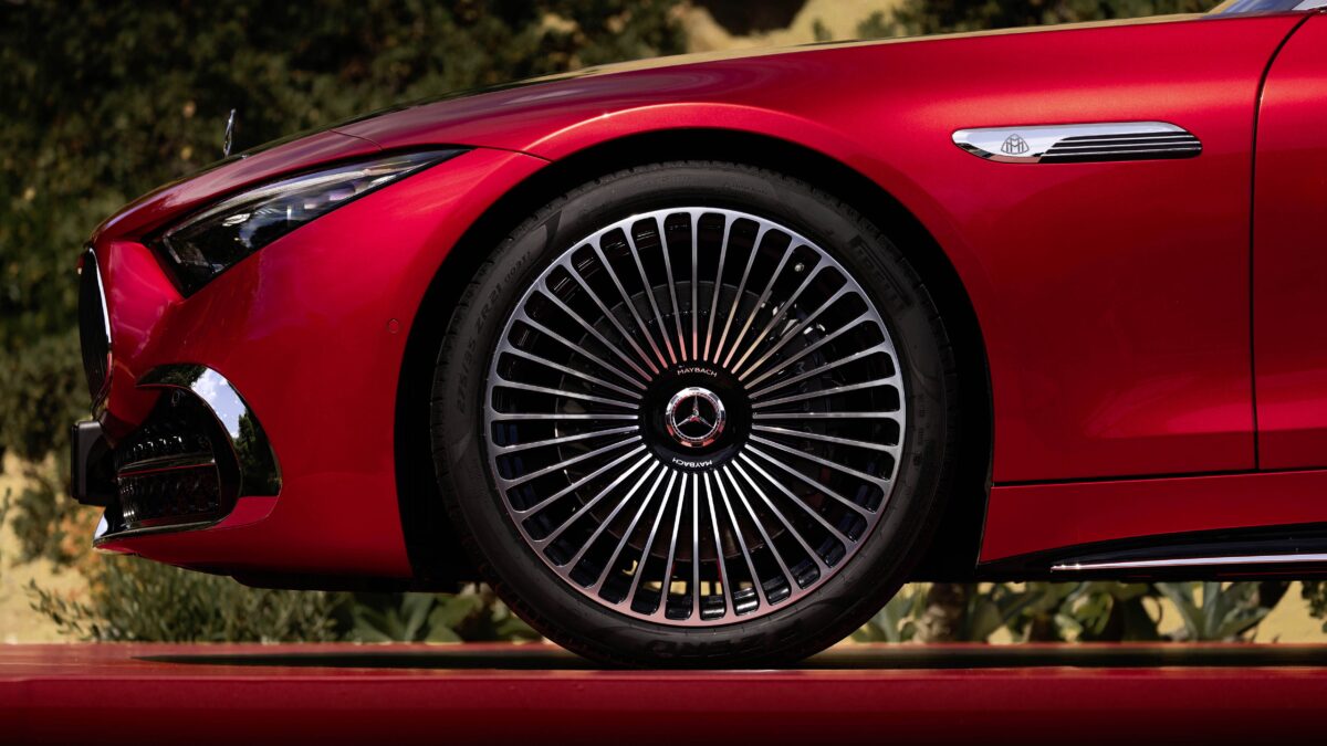 MERCEDES-MAYBACH