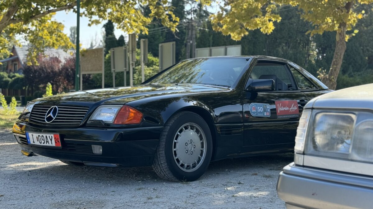 MERCEDES-BENZ SL-OSZTÁLY