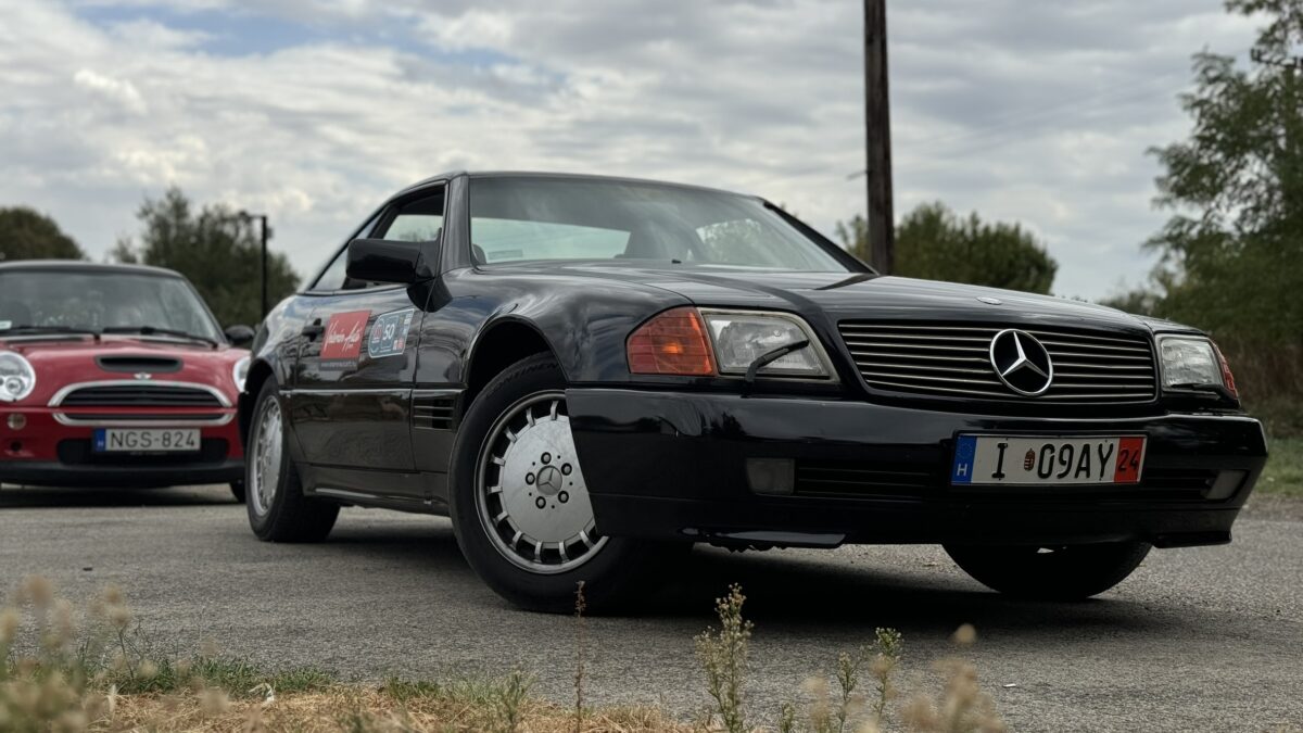 MERCEDES-BENZ SL-OSZTÁLY