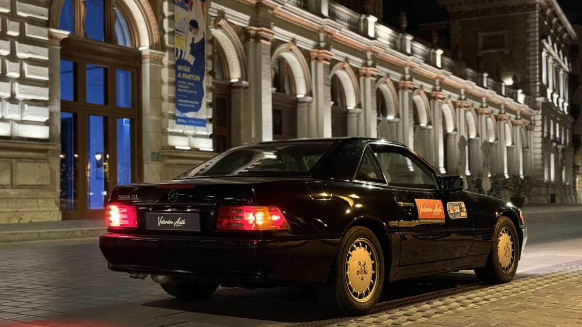 MERCEDES-BENZ SL-OSZTÁLY