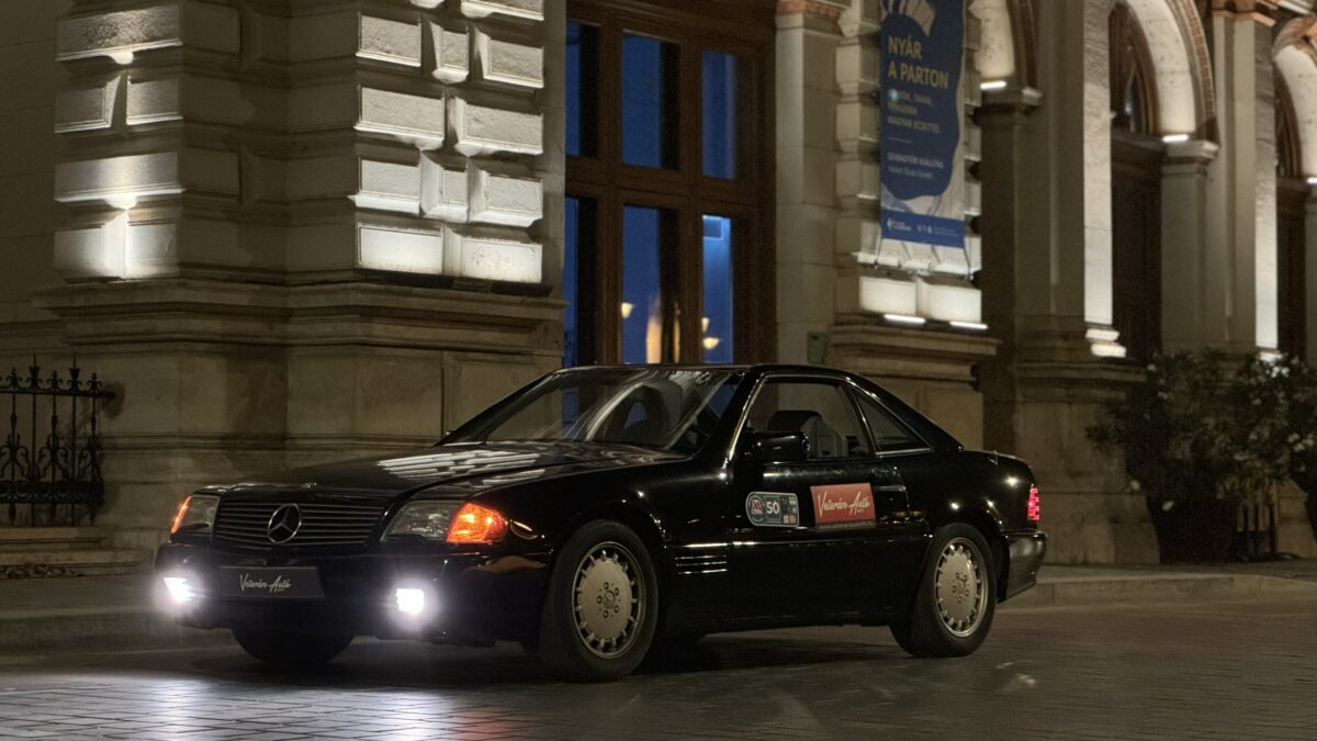 MERCEDES-BENZ SL-OSZTÁLY