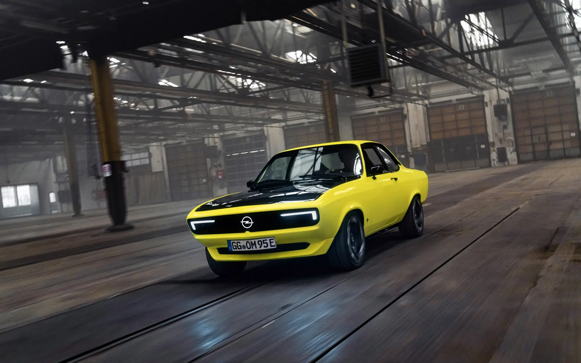 Újabb típust támaszthat fel az Opel, visszatérhet a Manta!